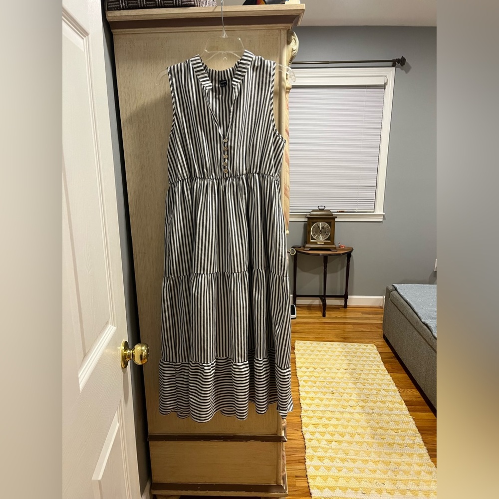 Schein  striped ruffled hem summer dress